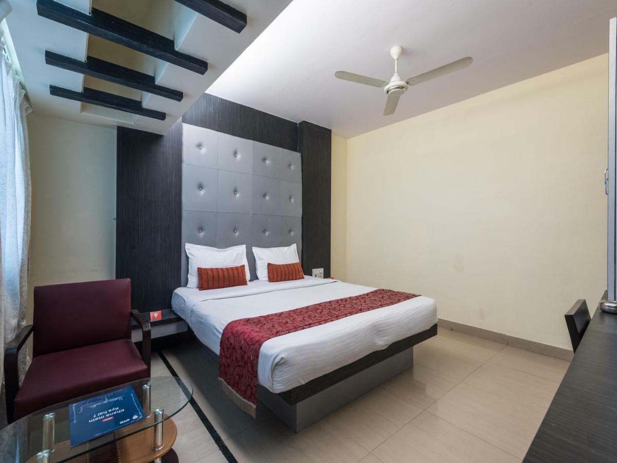 Oyo 3287 Hotel Mansarovar Navi Mumbai Buitenkant foto
