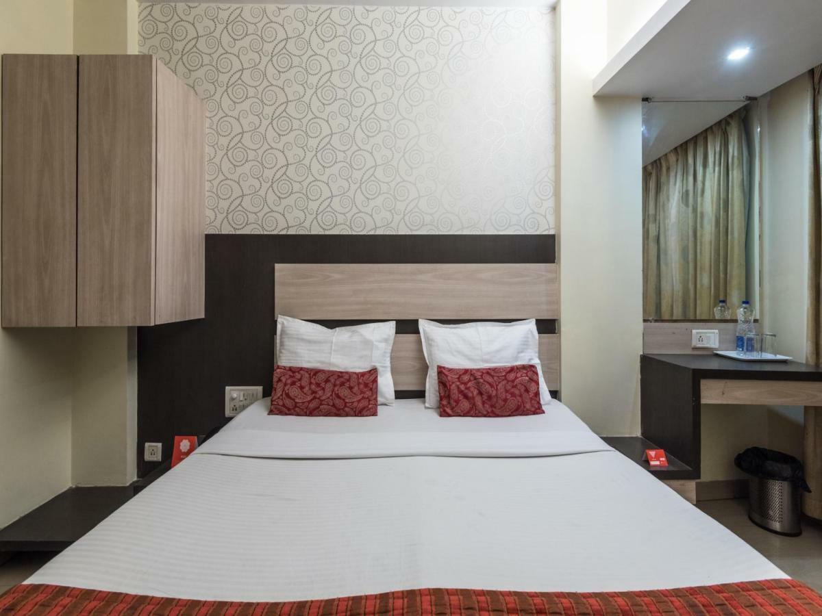 Oyo 3287 Hotel Mansarovar Navi Mumbai Buitenkant foto