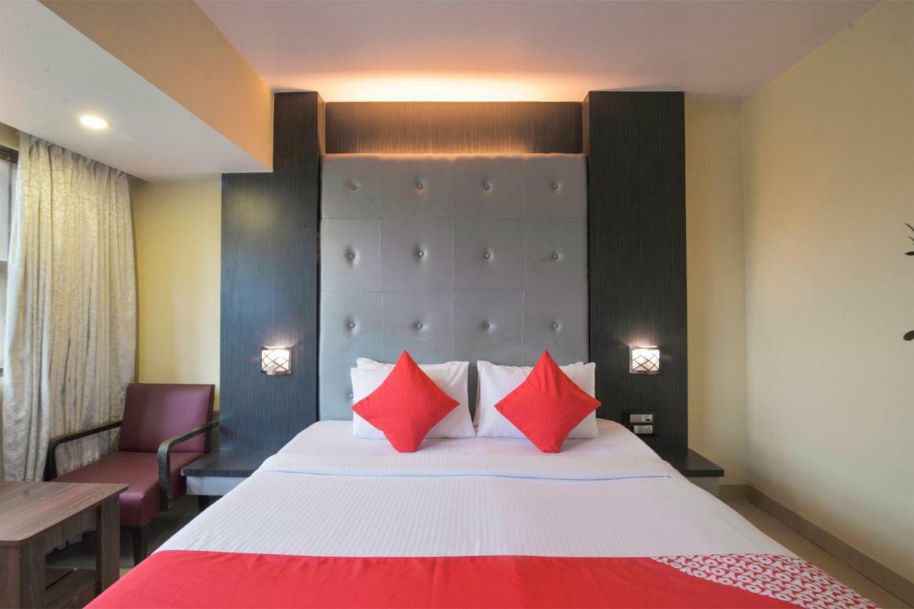 Oyo 3287 Hotel Mansarovar Navi Mumbai Buitenkant foto