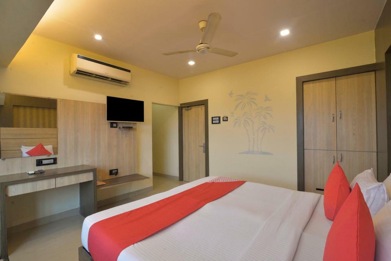 Oyo 3287 Hotel Mansarovar Navi Mumbai Buitenkant foto